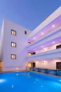 Christa Apartments - 11