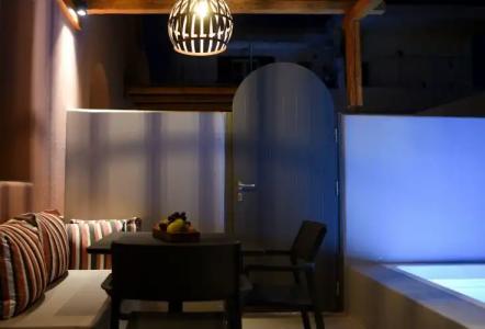 Terra Nera Suites Santorini - 76