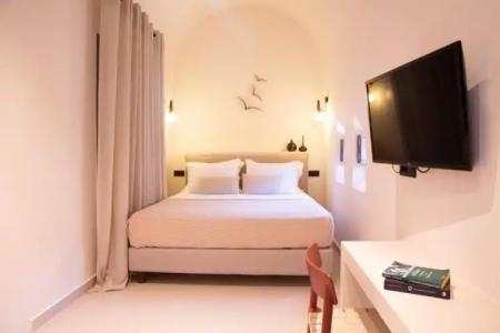 Terra Nera Suites Santorini - 38