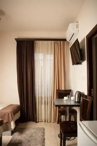 Angeline - 10