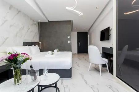 Crystal Villas & Suites - 30