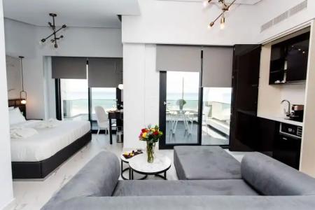 Crystal Villas & Suites - 1