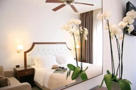 Armata Boutique - 54