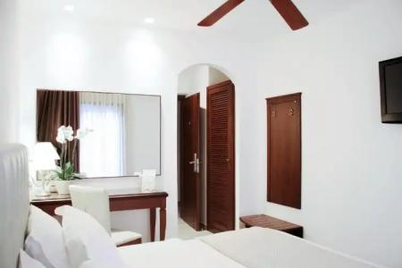 Armata Boutique - 32