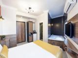 Superior Double room with city view