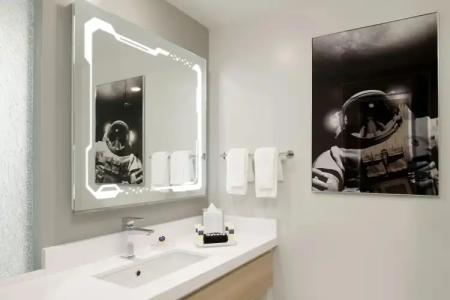 Astra, Seattle, A Tribute Portfolio by Marriott - 9