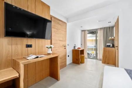 Emily's Luxury Suites - 31