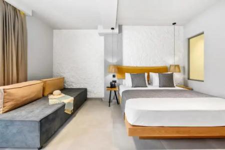 Emily's Luxury Suites - 2