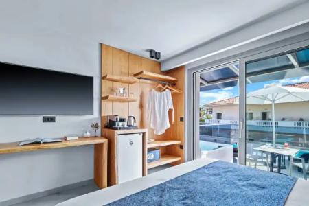 Emily's Luxury Suites - 0