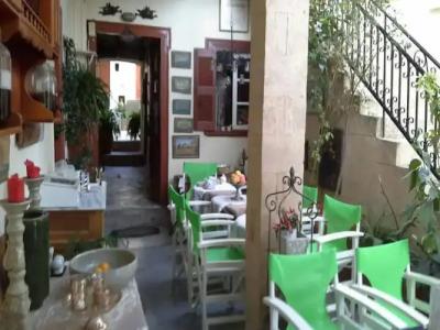 Aeginitikon Arhontikon - 18