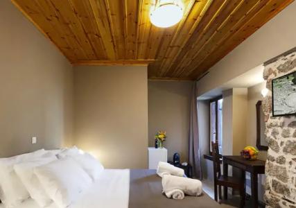 Spa Guest House by White Hills in the Heart of - 15