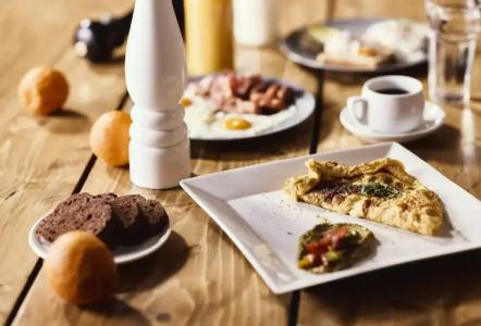 Spa Guest House by White Hills in the Heart of - 17