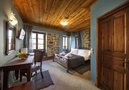 Spa Guest House by White Hills in the Heart of - 12