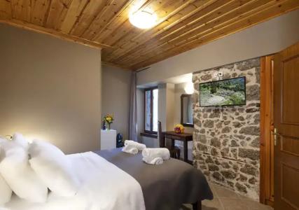 Spa Guest House by White Hills in the Heart of - 19