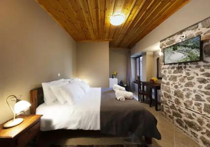 Spa Guest House by White Hills in the Heart of - 11