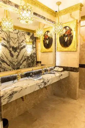 Royal Palace Luxury and SPA - 30