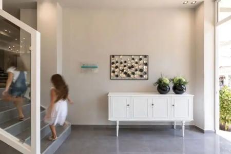 Melina Oasis Boutique - 20