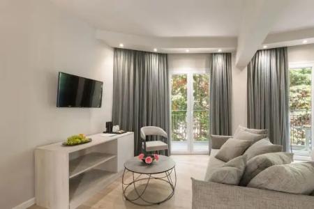 Melina Oasis Boutique - 43