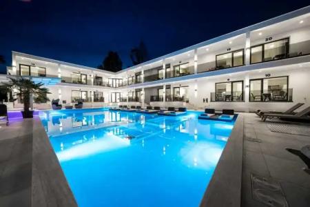 Avaton Luxury Resort And Spa Access The Enigma - 11