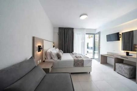 Avaton Luxury Resort And Spa Access The Enigma - 70