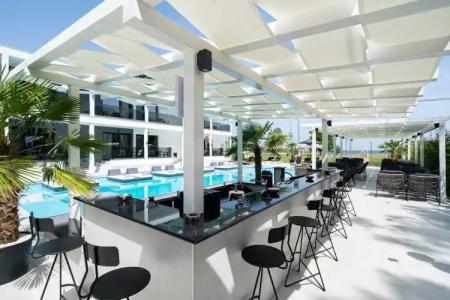 Avaton Luxury Resort And Spa Access The Enigma - 20