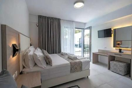 Avaton Luxury Resort And Spa Access The Enigma - 5