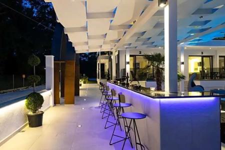 Avaton Luxury Resort And Spa Access The Enigma - 19