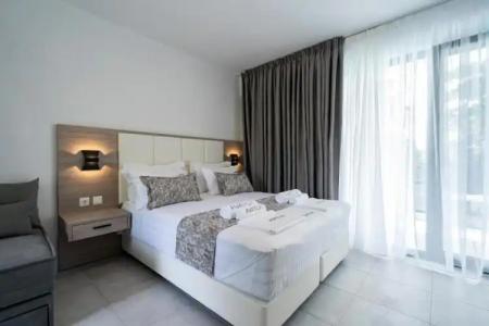 Avaton Luxury Resort And Spa Access The Enigma - 98