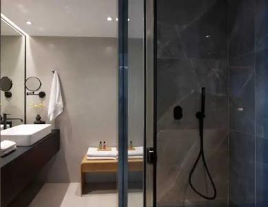 The Port Square - 72