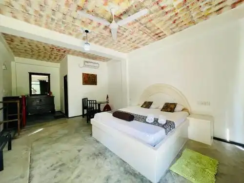 Kele - 8
