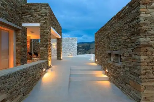 Iliades Boutique - 16