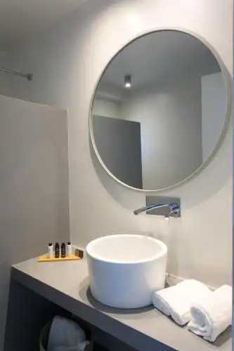 Iliades Boutique - 33