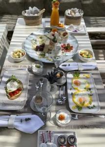 Casa Di Fiori Andros Suites - 169