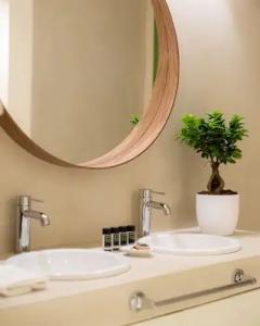 Casa Di Fiori Andros Suites - 85