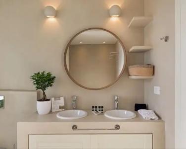 Casa Di Fiori Andros Suites - 154