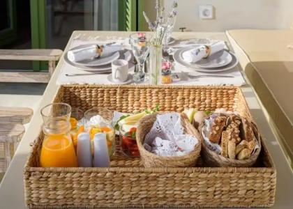 Casa Di Fiori Andros Suites - 37