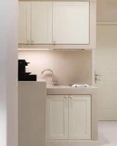 Casa Di Fiori Andros Suites - 61