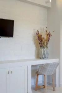 Casa Di Fiori Andros Suites - 93