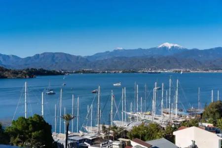 Reddoors Suites Sea View - 32