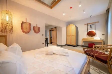 Reddoors Suites Sea View - 64