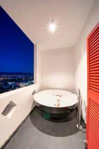 Reddoors Suites Sea View - 69