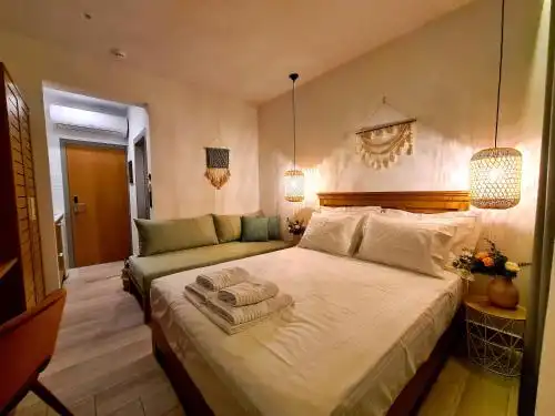 Dolphins House Apartments - 4