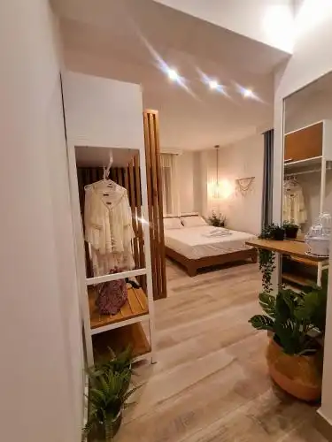 Dolphins House Apartments - 25