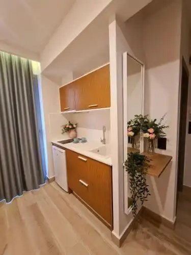 Dolphins House Apartments - 24