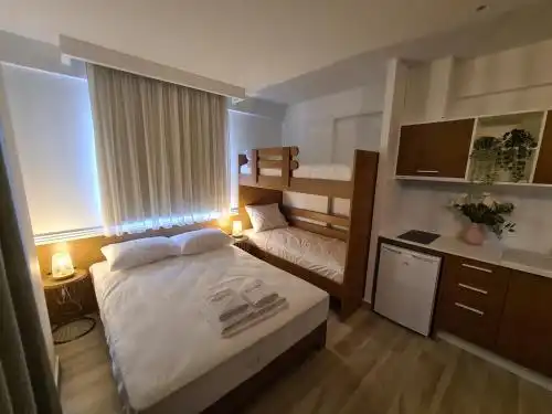 Dolphins House Apartments - 32