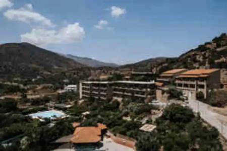 Paralos The Maxine - Adults Only - 22