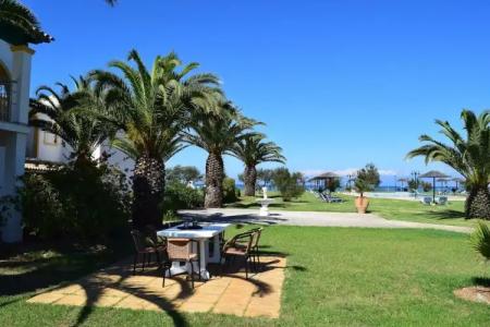 S&C Kosmos Beach Resort - 82