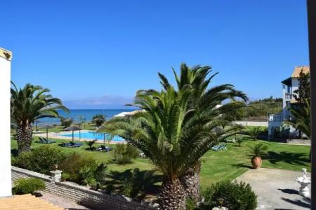 S&C Kosmos Beach Resort - 57