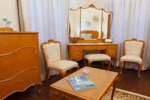 Mastiha Villas, Chios Town