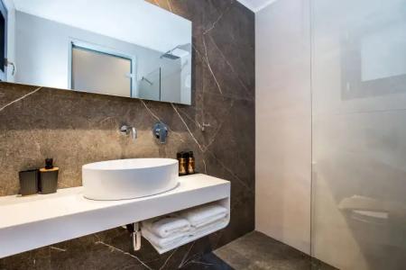 Epicentrum Suites & Villa Oasis - 53